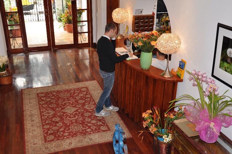 Boutique Hotel Casa Foch Кито Экстерьер фото